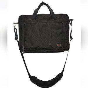 Victorinox Swiss Army 2-Way Briefcase With Shoulder Strap